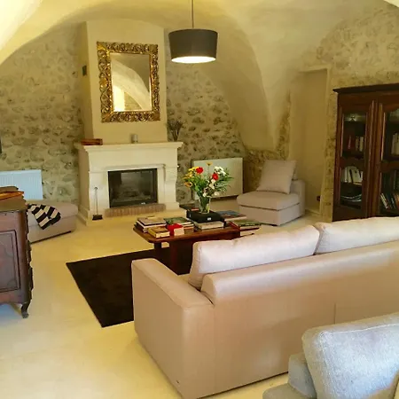 La Blancherie, Quartier Saint Victor, La Tour-d'aigues * La Tour-dʼAigues